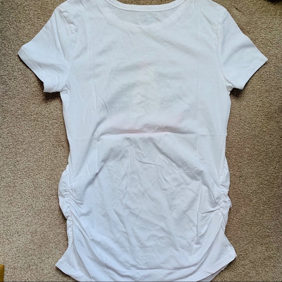 Old Navy Maternity Slim-Fit Graphic Tee, M - Picture 4 of 6